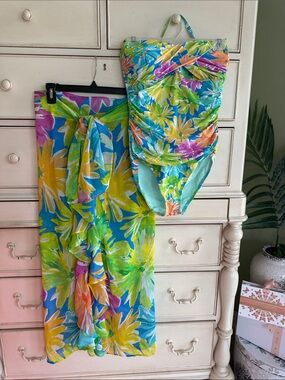 Floral Twist-Front One-Piece Swimsuit in Multi 8 top S sarong